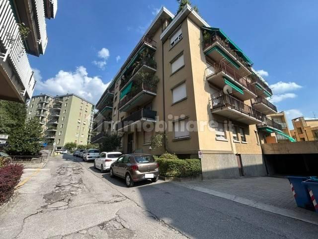 Trilocale via Francesca Manzoni, San Giovanni, Lecco — foto 2 di 11