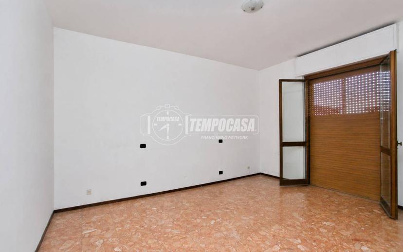 Trilocale via Arno, Centro, Trecate — foto 6 di 24