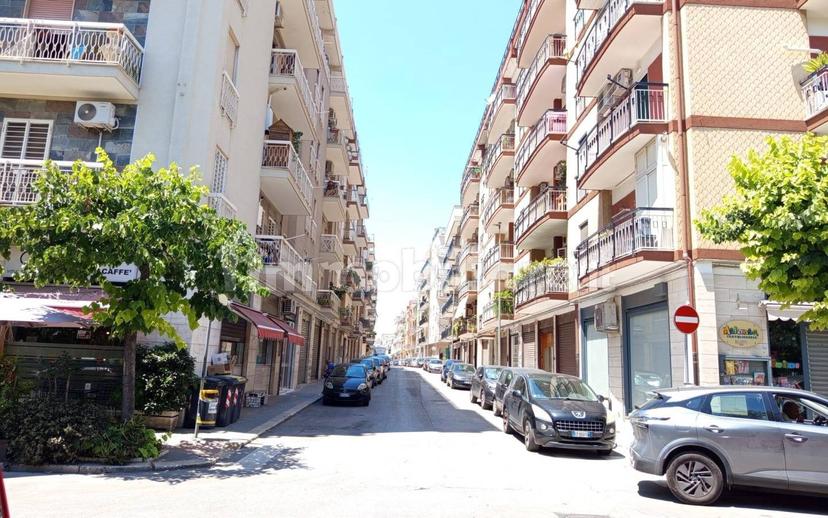 Quadrilocale via Silvio Pellico, Centro, Bitonto — foto 12 di 13