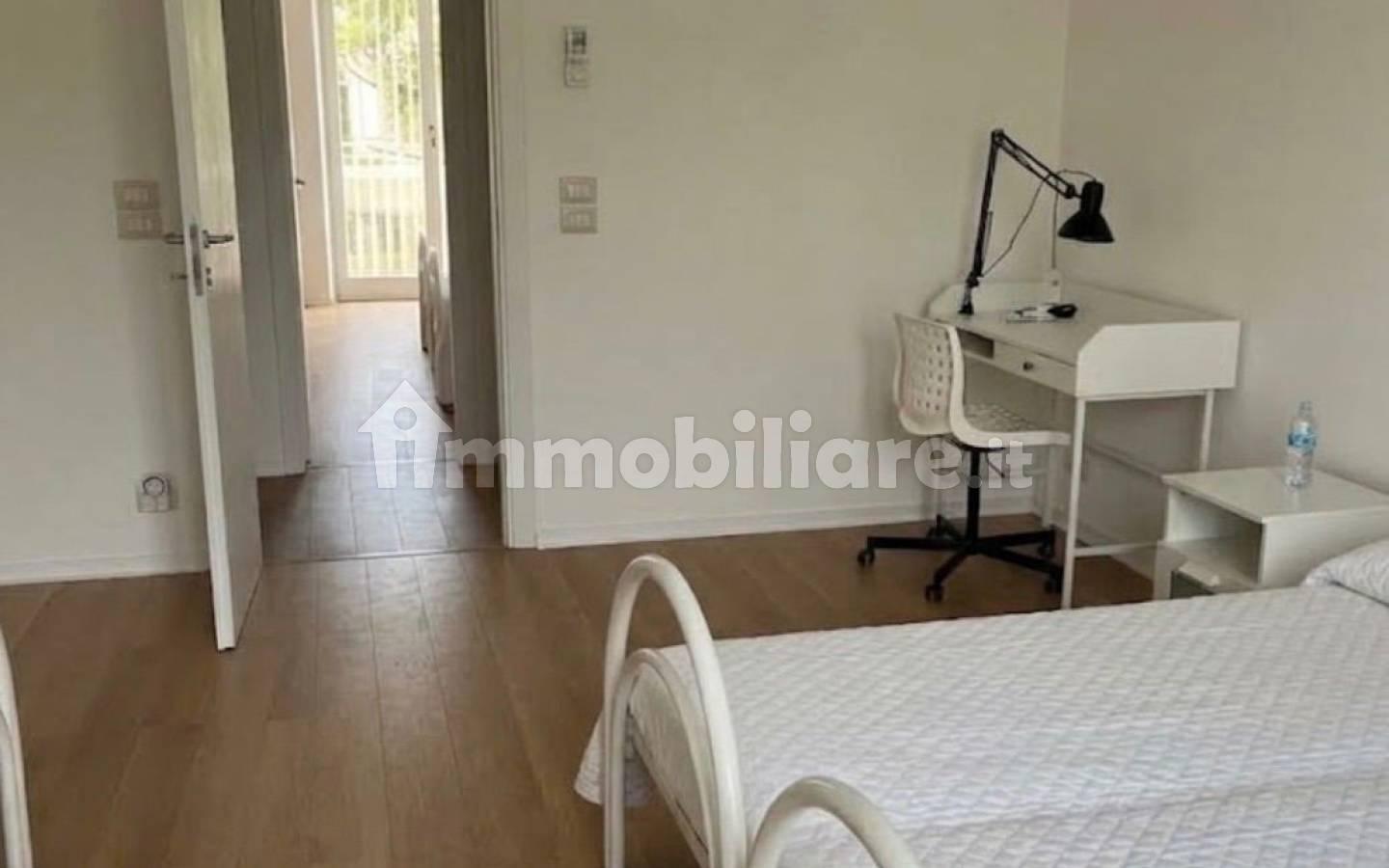 Appartamento in villa via Leonida Bissolati, Mungivacca, Bari