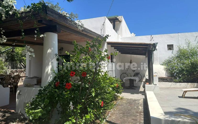 Villa unifamiliare via Rinella, Stromboli, Lipari — foto 48 di 48