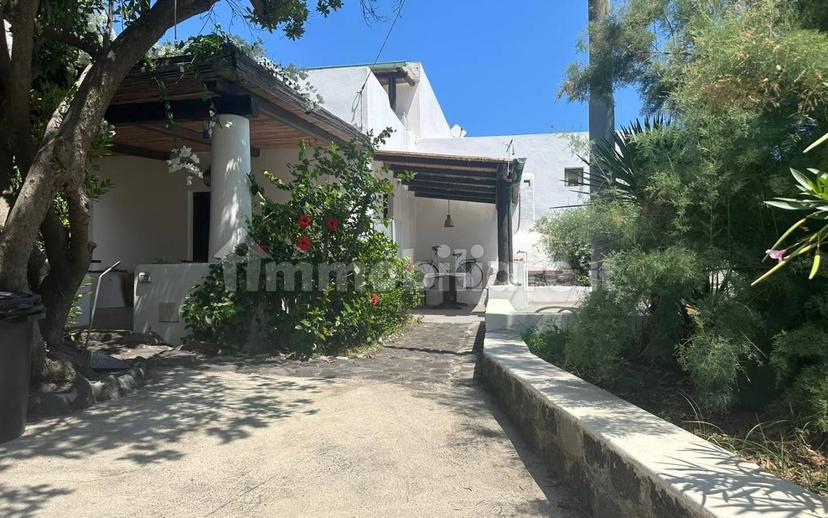 Villa unifamiliare via Rinella, Stromboli, Lipari — foto 19 di 48