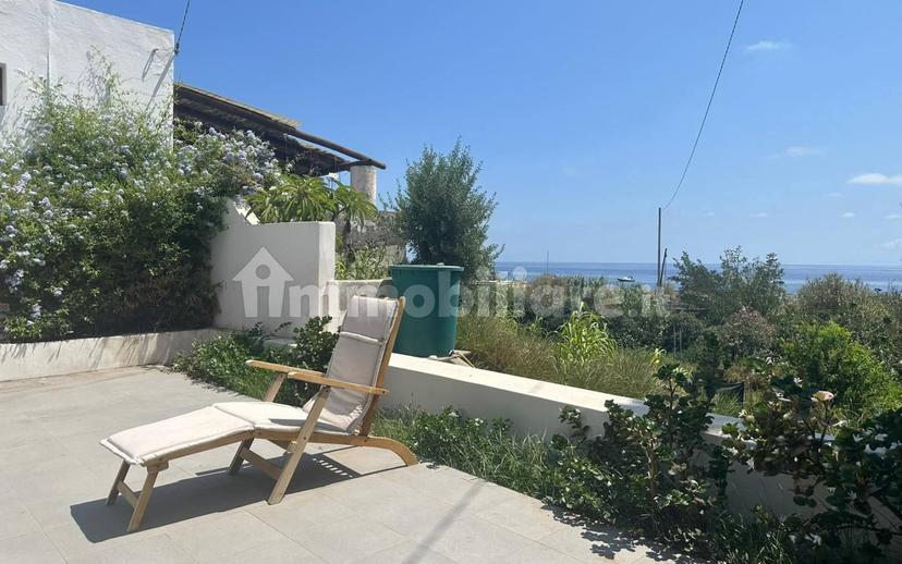 Villa unifamiliare via Rinella, Stromboli, Lipari — foto 18 di 48