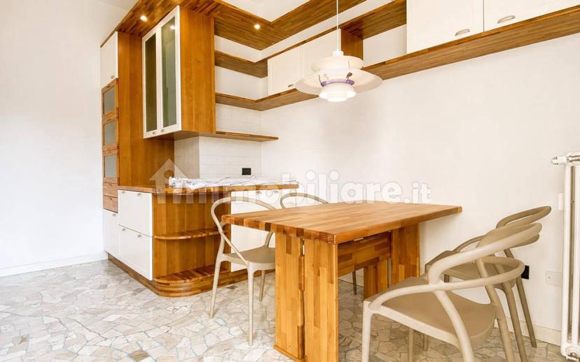 Quadrilocale Contra' delle Chioare, 13, Centro Storico, Vicenza — foto 3 di 31