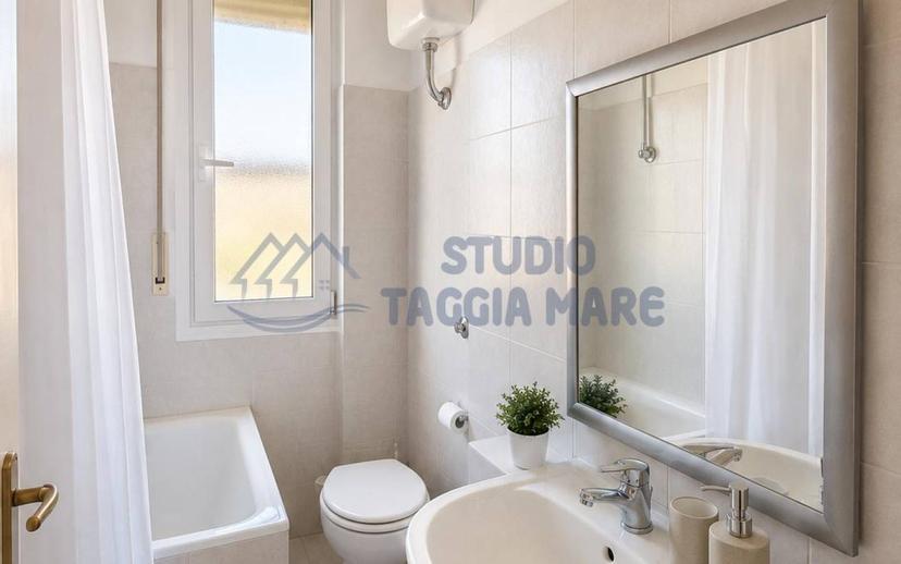 Trilocale Strada Statale 1, Riva Ligure — foto 3 di 8