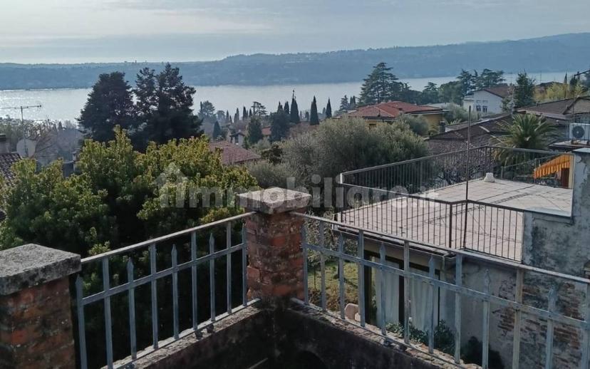 Villa unifamiliare, buono stato, 140 m², Centro, Gardone Riviera — foto 2 di 7