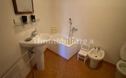 Villa unifamiliare, buono stato, 140 m², Centro, Gardone Riviera