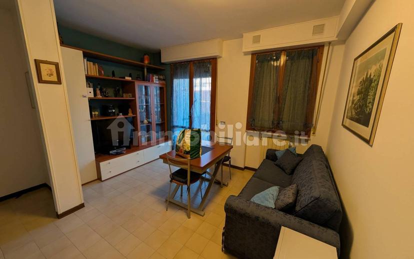 Bilocale via Giuseppe Garibaldi 91, Marina di Carrara, Carrara — foto 3 di 4