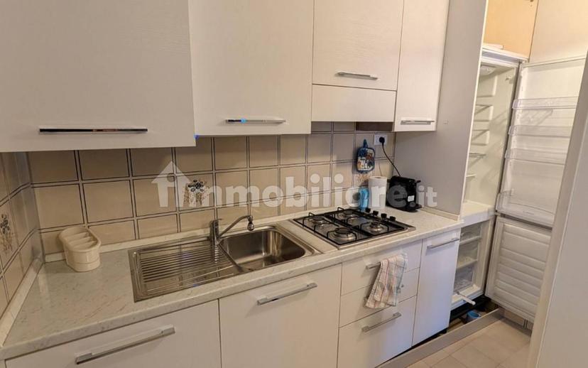 Bilocale via Giuseppe Garibaldi 91, Marina di Carrara, Carrara — foto 2 di 4