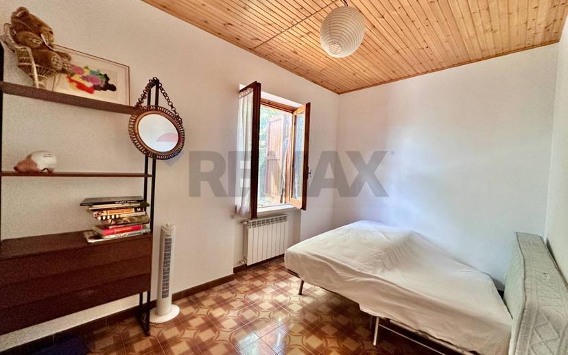 Villa bifamiliare, buono stato, 228 m², Oliveto, Torricella in Sabina