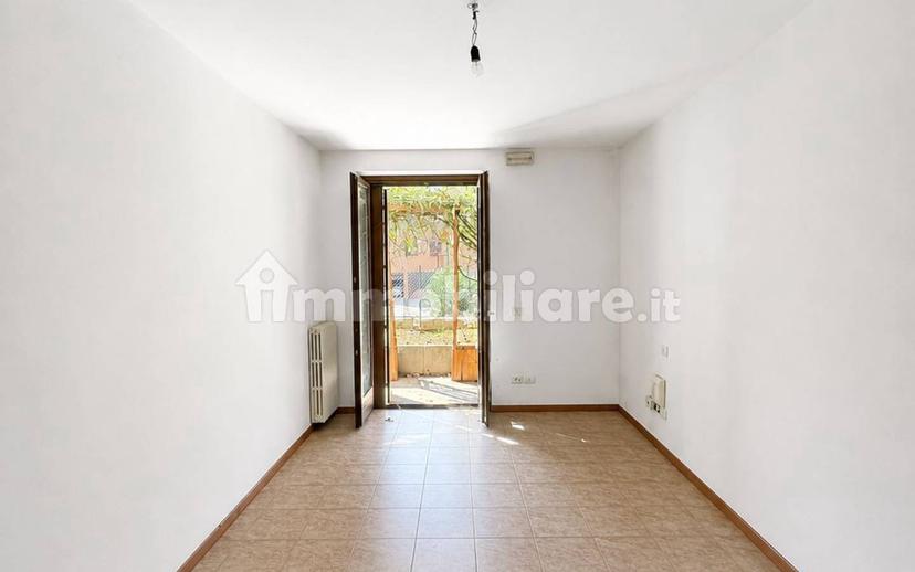 Trilocale via Giacomo Matteotti 10, Centro, Sant'Ambrogio di Valpolicella — foto 15 di 19
