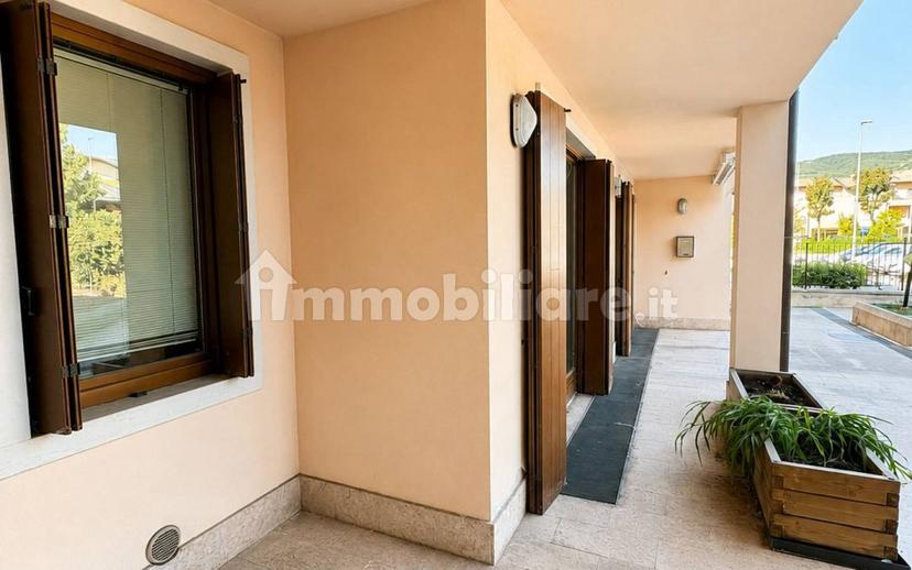 Trilocale via Giacomo Matteotti 10, Centro, Sant'Ambrogio di Valpolicella — foto 3 di 19