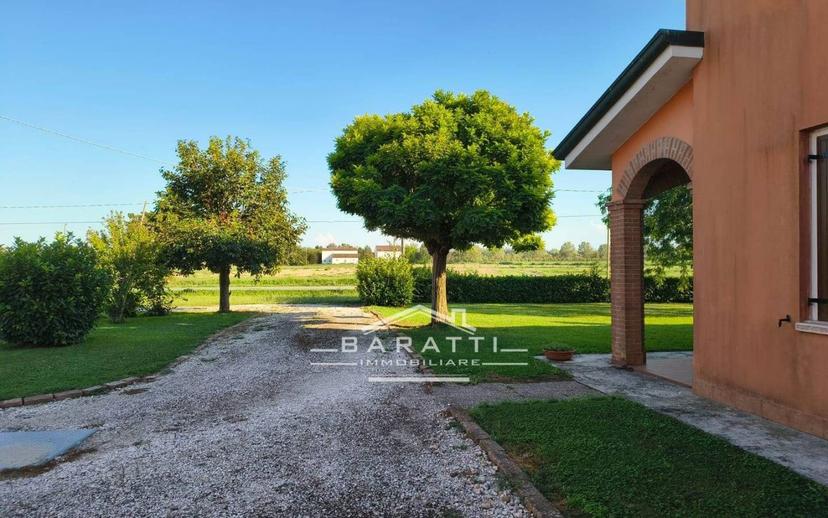 Terratetto unifamiliare 210 m², buono stato, Gonzaga — foto 15 di 22