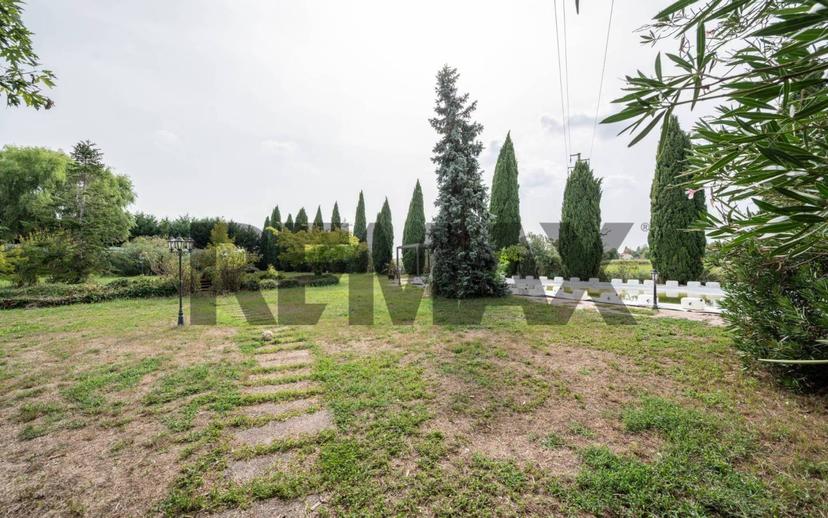 Villa unifamiliare via Iv Novembre 6, San Giorgio Bigarello — foto 8 di 41