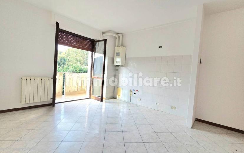 Bilocale via Lega Lombarda, Centro, Sant'Angelo Lodigiano — foto 12 di 17