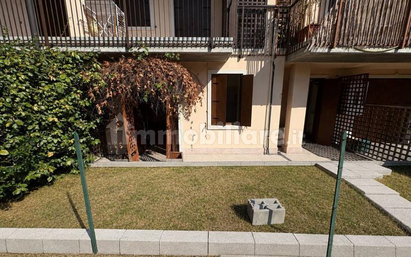 Trilocale via Giacomo Matteotti 10, Centro, Sant'Ambrogio di Valpolicella — foto 9 di 19