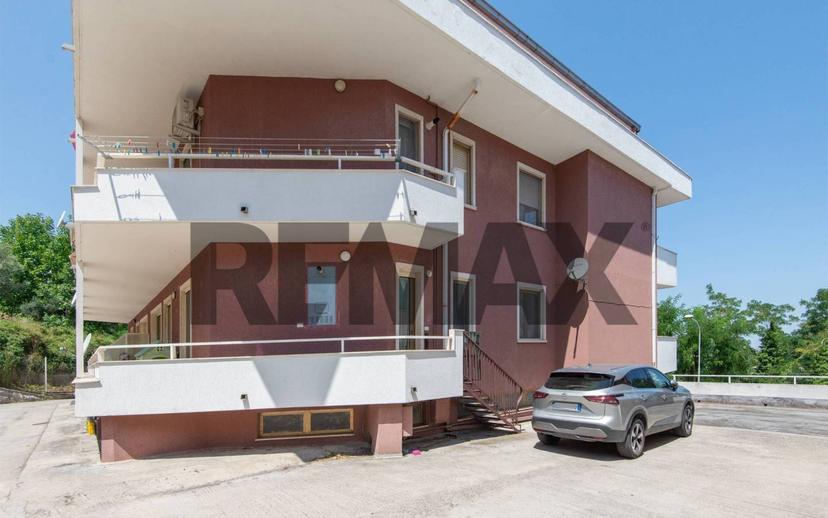 Quadrilocale Contrada Blanzano 47, Centro, Penne — foto 36 di 39