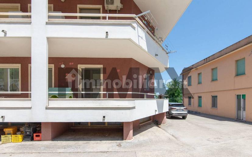 Quadrilocale Contrada Blanzano 47, Centro, Penne — foto 28 di 39