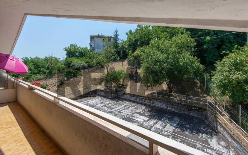Quadrilocale Contrada Blanzano 47, Centro, Penne — foto 6 di 40
