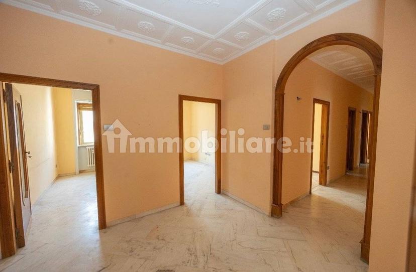 Appartamento via Giuseppe Mazzini 69, Centro, Potenza — foto 9 di 20