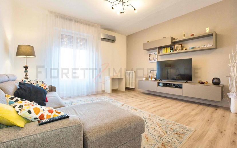 Quadrilocale viale della Repubblica 21B, Centro, Piombino — foto 19 di 38
