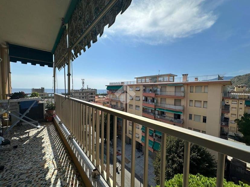 Trilocale via don bosco 6, Centro, Vallecrosia