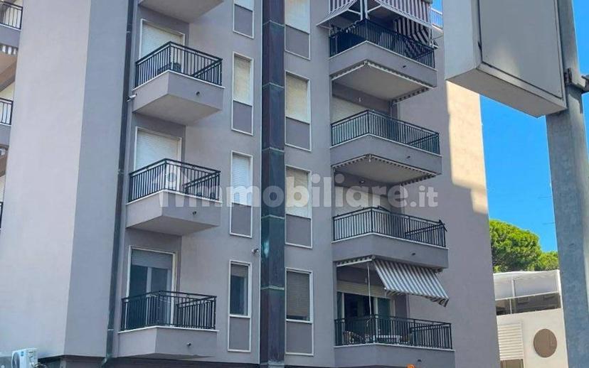 Trilocale viale Giosuè Carducci 29, Lido degli Estensi, Comacchio — foto 3 di 23
