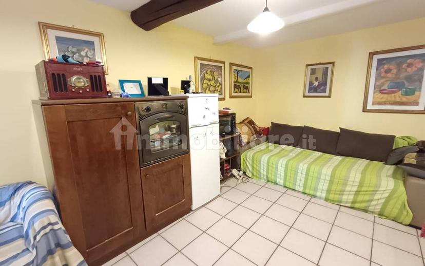 Bilocale piazza del Prato, Centro, Caprarola — foto 24 di 26