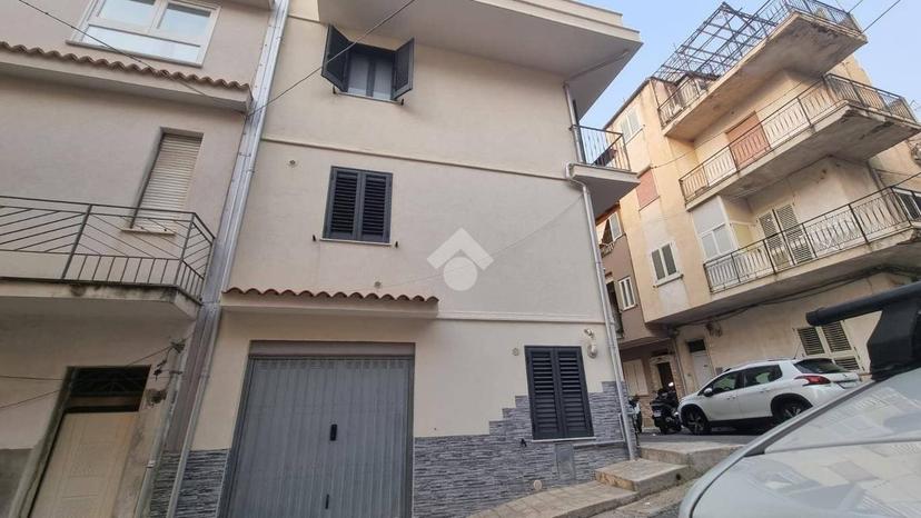 Terratetto plurifamiliare via Umberto I 26, Centro, Bagnara Calabra — foto 15 di 23