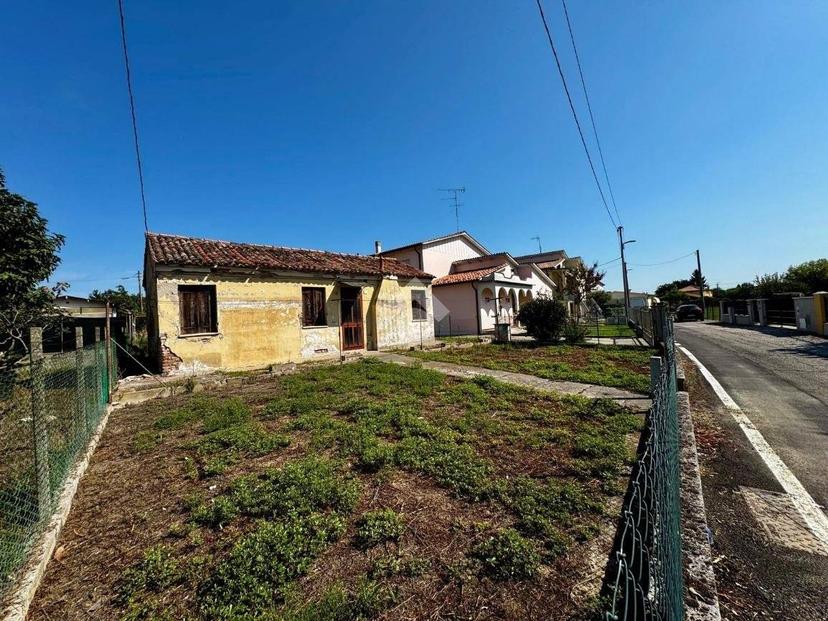 Terratetto unifamiliare via Mentana 5, Rovigo Est, Rovigo — foto 3 di 5