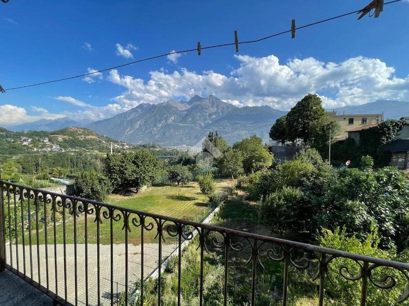 Appartamento frazione Signayes 50, Aosta — foto 4 di 50