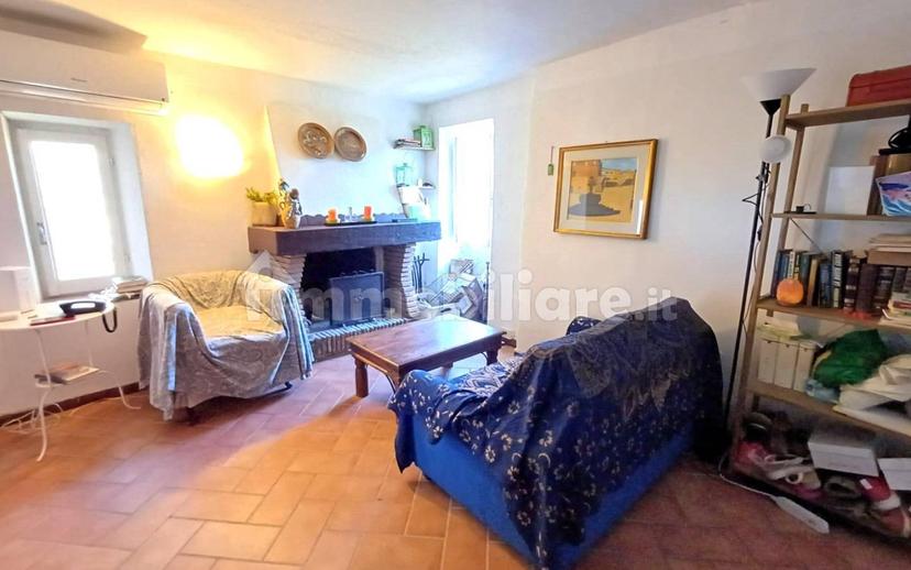 Bilocale piazza del Prato, Centro, Caprarola — foto 26 di 26