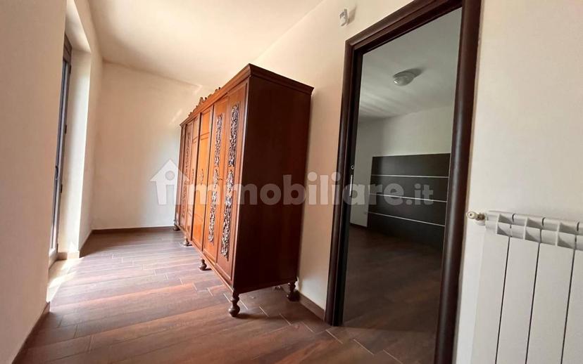 Villa bifamiliare via Serritello 3, Pratola Serra — foto 5 di 27