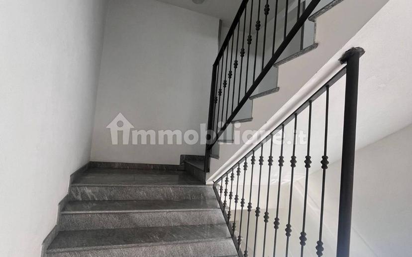 Bilocale via Camillo Benso di Cavour 89, Saronno — foto 12 di 14