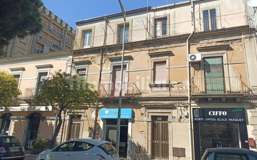Quadrilocale via Giovanni Burgio 7, Centro, Caltagirone — foto 6 di 15