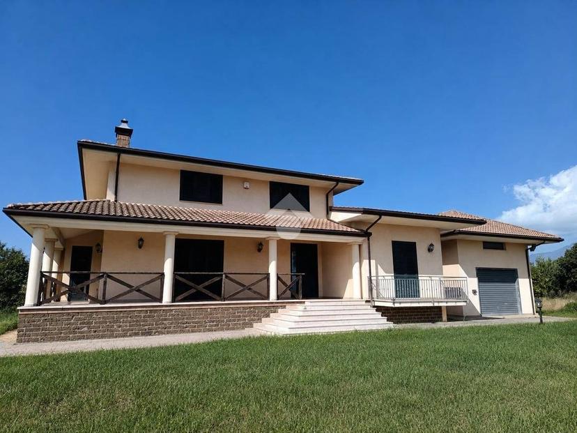 Villa unifamiliare Contrada Cesarini, Aiello del Sabato — foto 10 di 37