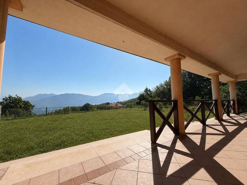 Villa unifamiliare Contrada Cesarini, Aiello del Sabato — foto 23 di 37
