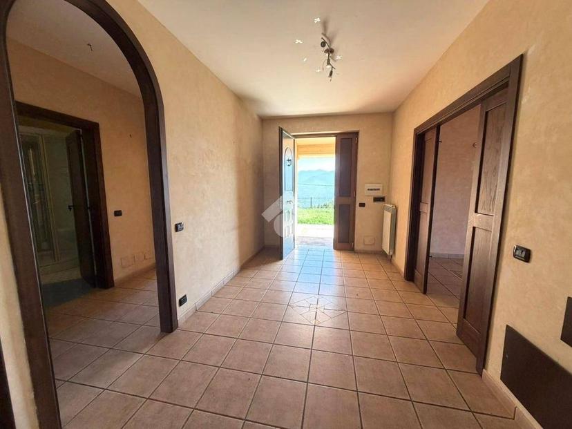 Villa unifamiliare Contrada Cesarini, Aiello del Sabato — foto 31 di 37
