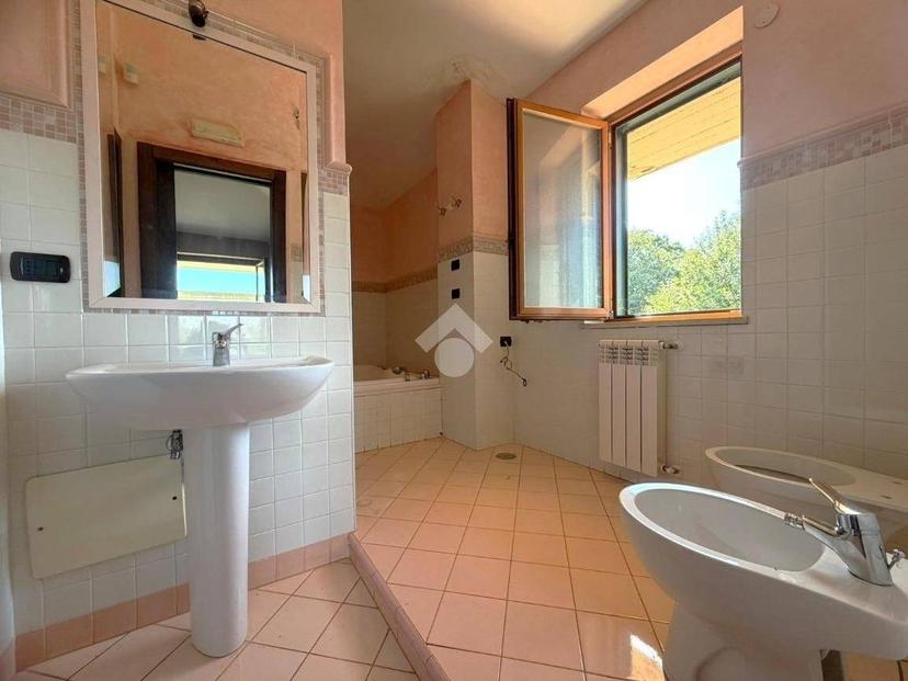 Villa unifamiliare Contrada Cesarini, Aiello del Sabato — foto 16 di 37