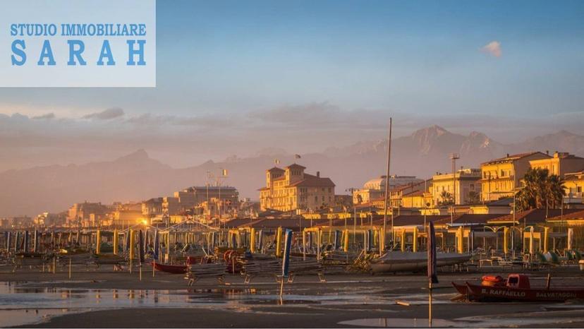 Bilocale via Ugo Foscolo, Centro, Viareggio — foto 4 di 10