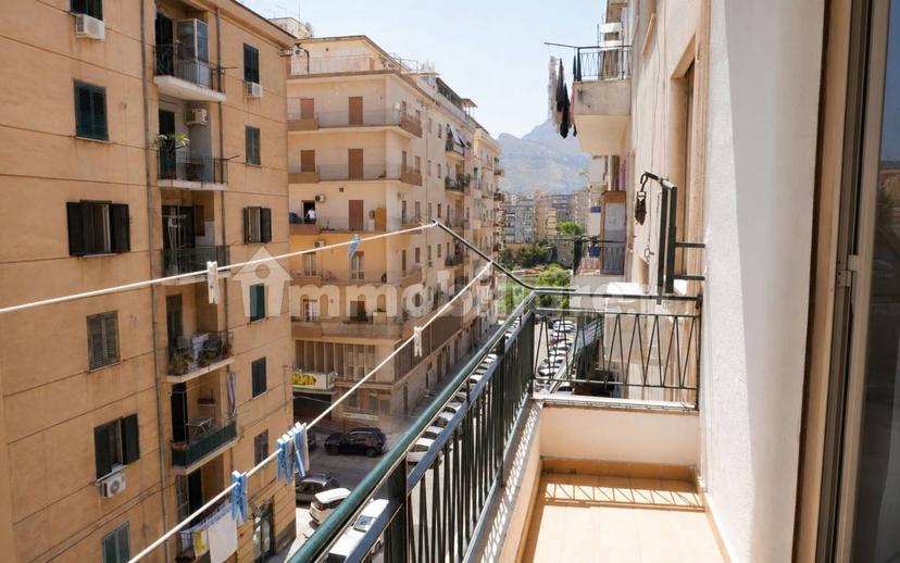 Quadrilocale via Paolo Emiliani Giudici 23, Oreto - Perez, Palermo — foto 9 di 22