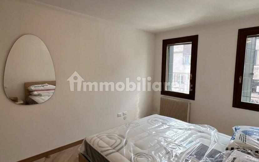 Bilocale viale Terza Armata 7, Piazza del Grano - Burchiellati, Treviso — foto 8 di 22