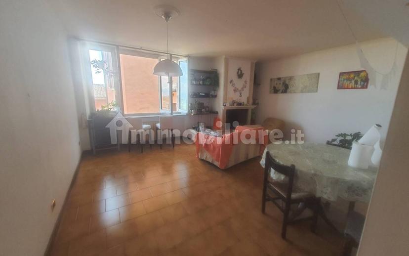 Appartamento via Maria Alinda Bonacci Brunamonti 2, Centro Storico, Perugia — foto 13 di 28