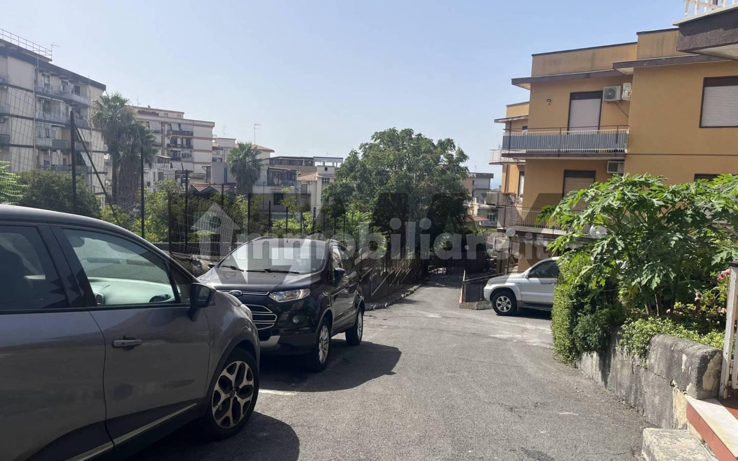 Appartamento via san gregorio 3, Sant'Agata li Battiati
