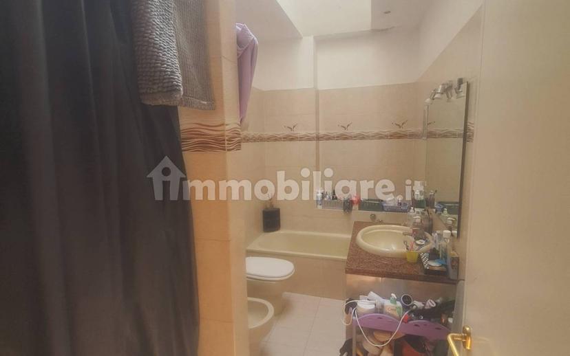 Appartamento via Maria Alinda Bonacci Brunamonti 2, Centro Storico, Perugia — foto 12 di 28