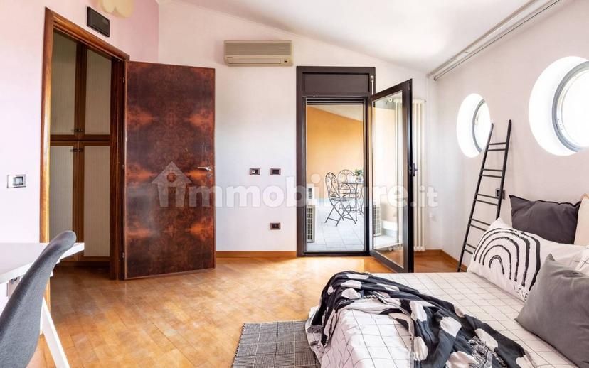 Villa unifamiliare via Vitagliano Rossetti 46, Mezzano, Caserta — foto 25 di 60