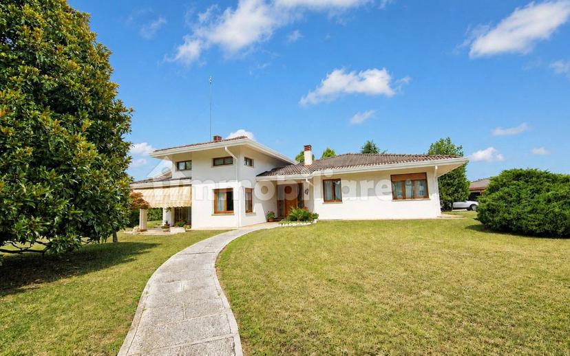 Villa unifamiliare via Villa d'Arco 80, Frazione Di Villa D'Arco, Cordenons — foto 3 di 23