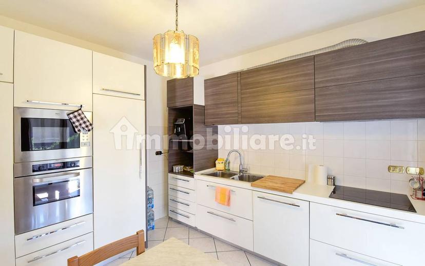 Villa a schiera via Giulio Zappa 54A, Centro, Besana in Brianza — foto 16 di 37