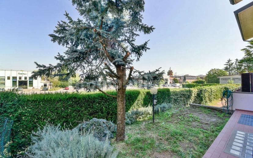 Villa a schiera via Giulio Zappa 54A, Centro, Besana in Brianza — foto 4 di 37