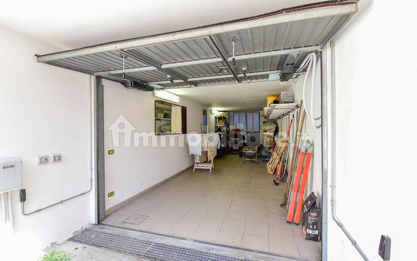 Villa a schiera via Giulio Zappa 54A, Centro, Besana in Brianza — foto 5 di 37